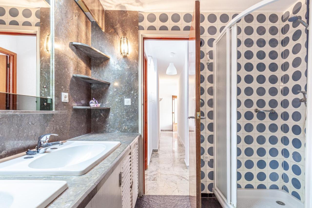Puerta De Carmona Apartment Seville Ngoại thất bức ảnh
