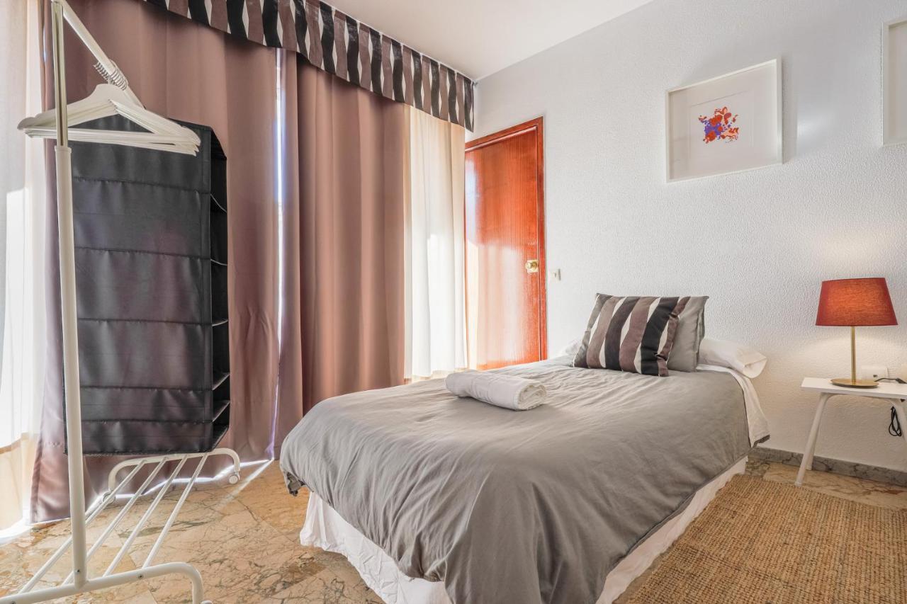 Puerta De Carmona Apartment Seville Ngoại thất bức ảnh