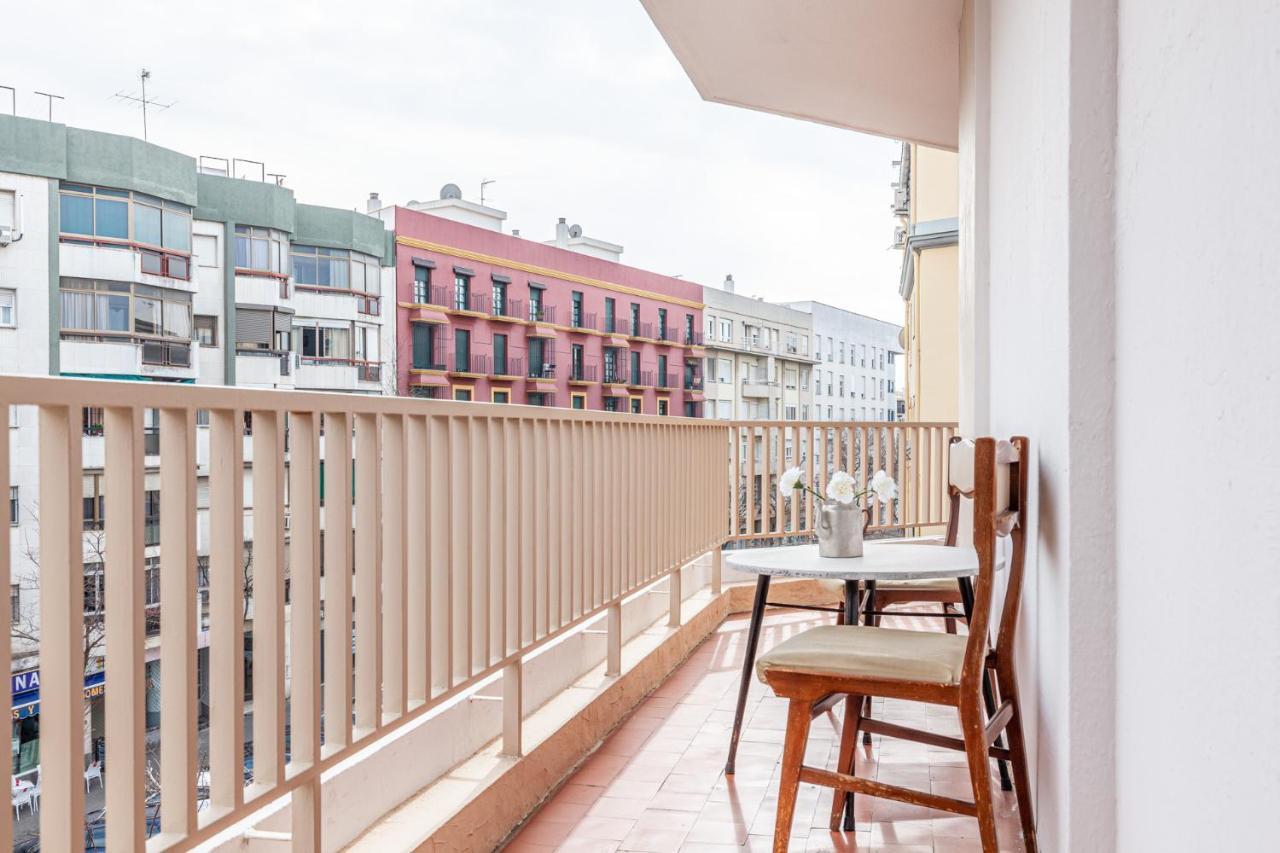 Puerta De Carmona Apartment Seville Ngoại thất bức ảnh