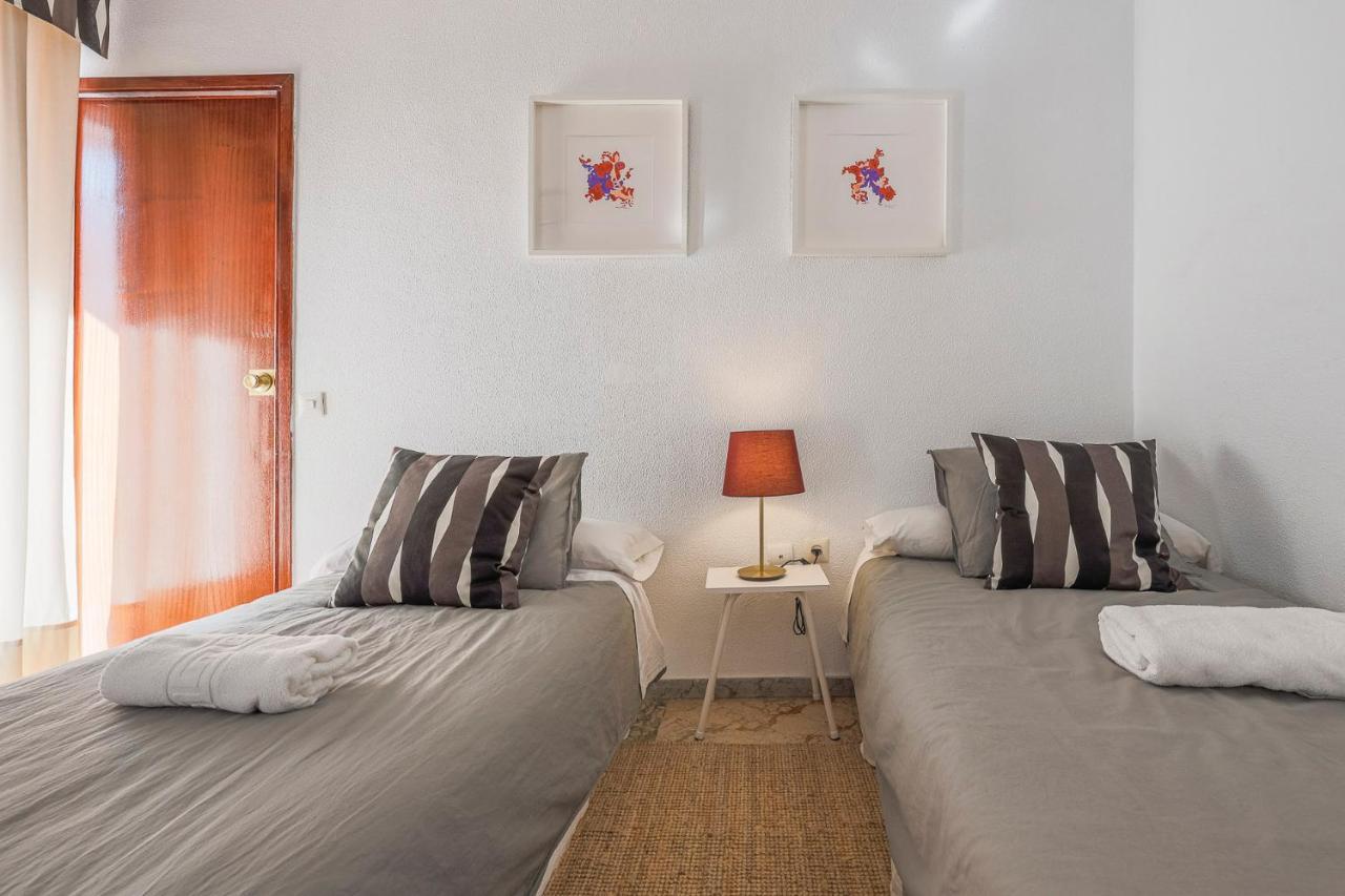 Puerta De Carmona Apartment Seville Ngoại thất bức ảnh