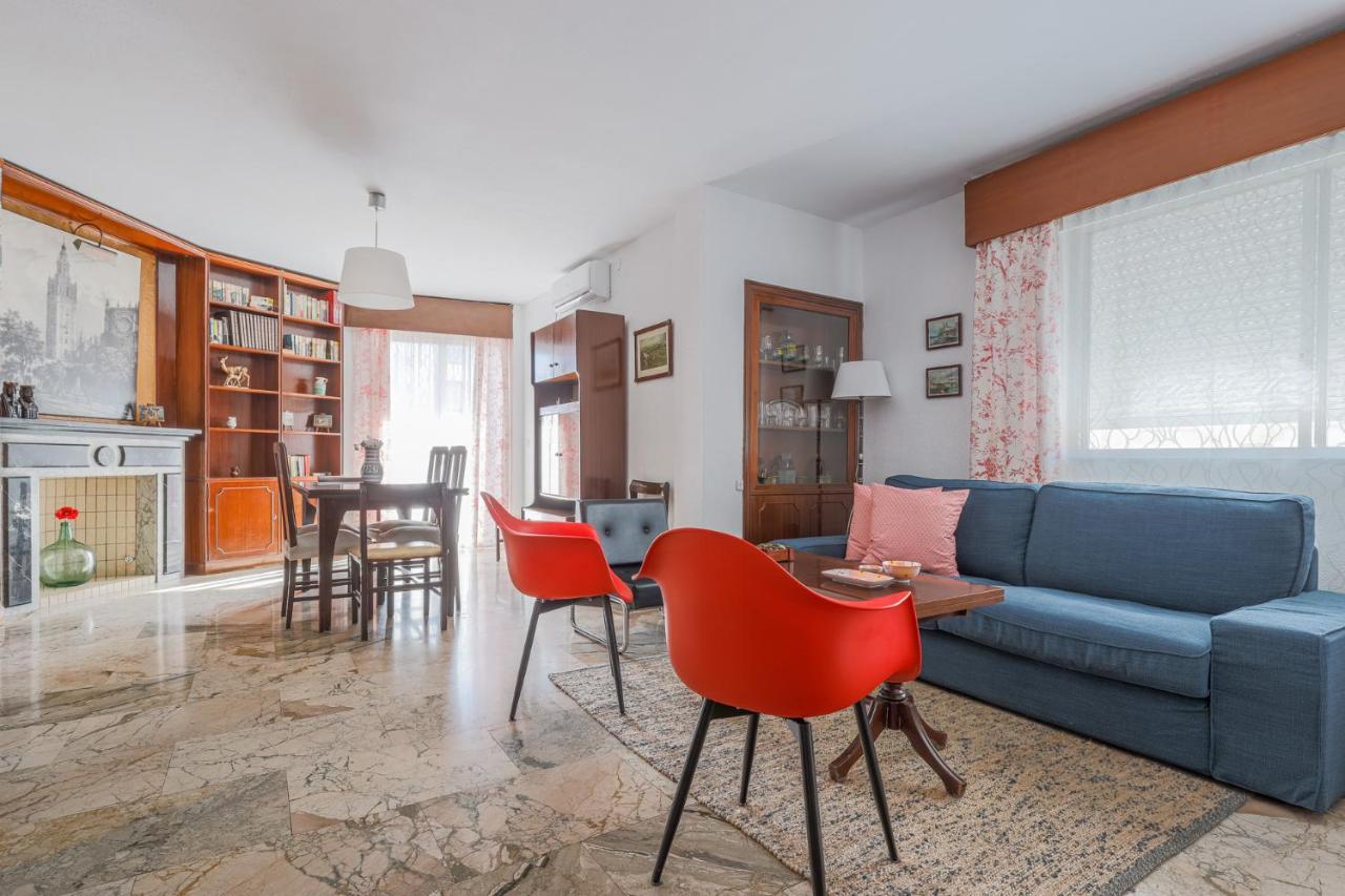 Puerta De Carmona Apartment Seville Ngoại thất bức ảnh